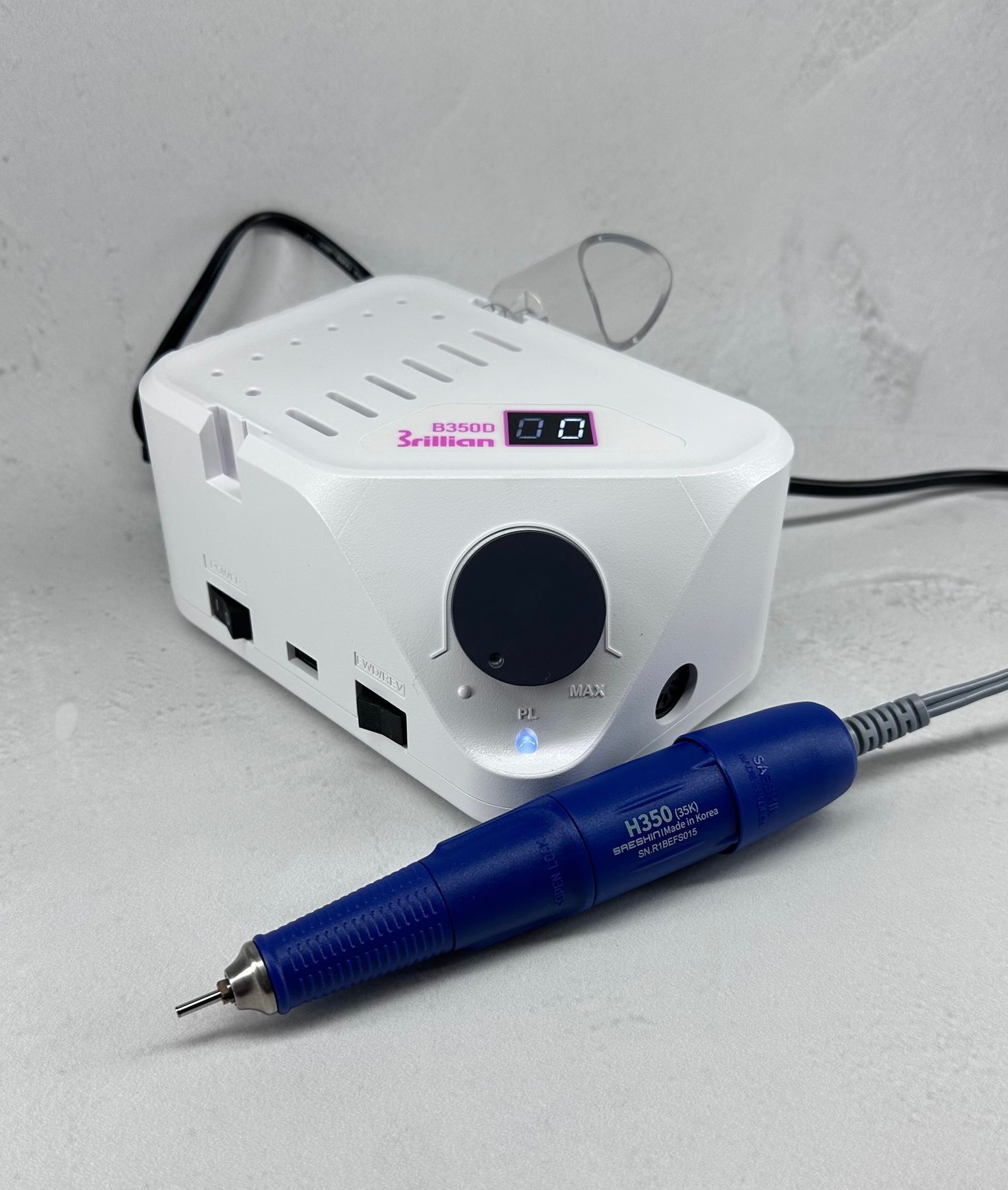 Brillian B350D с дисплеем