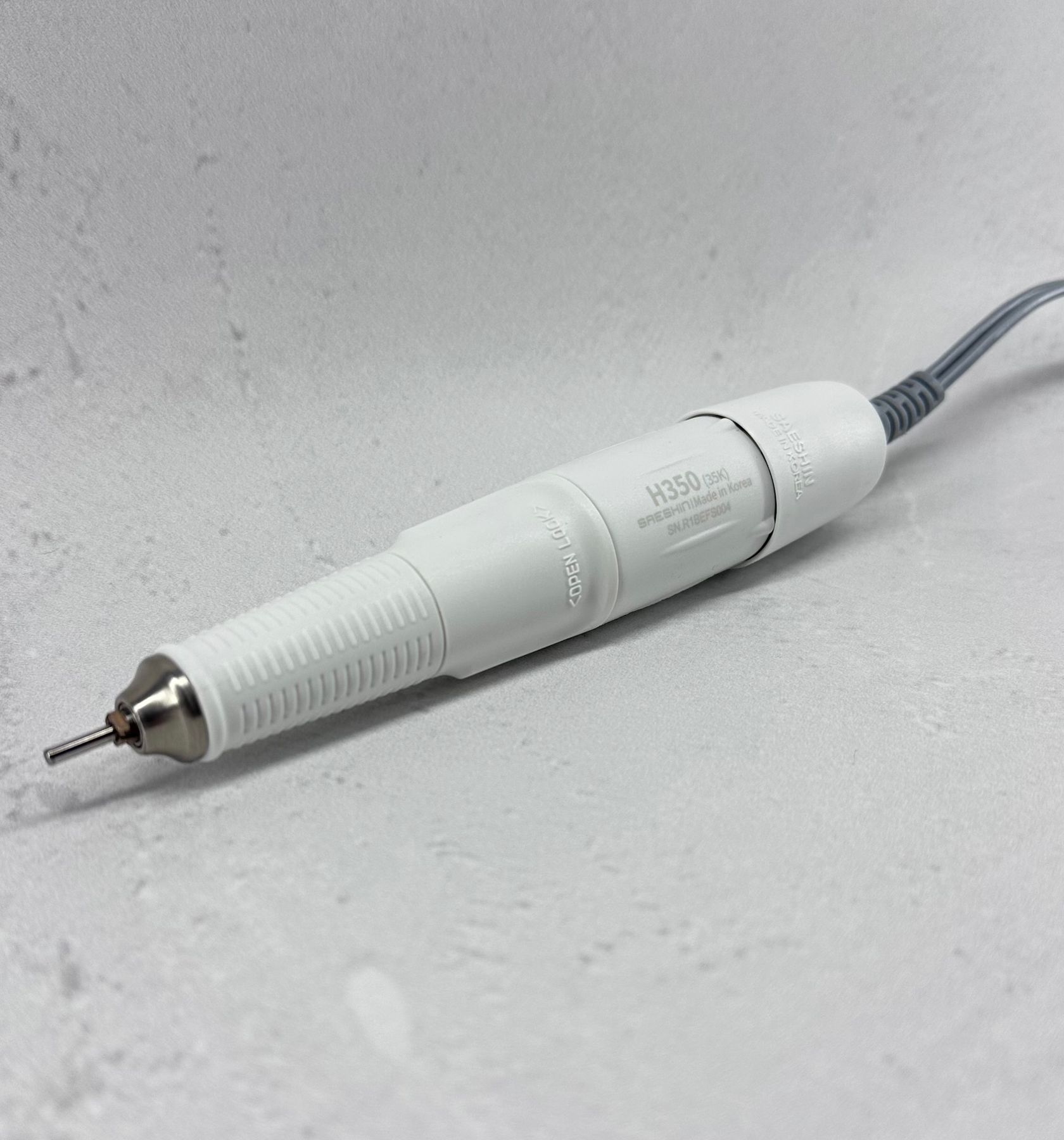 Brillian B350D с дисплеем